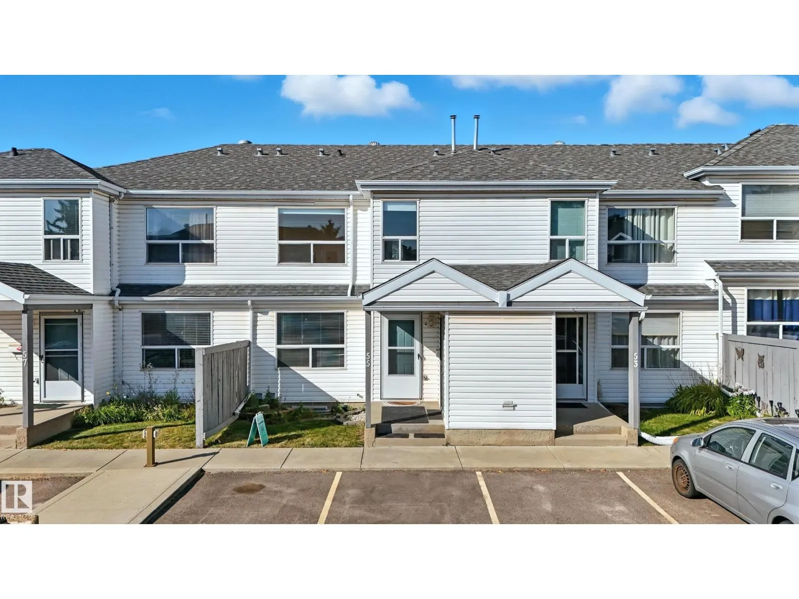 Row / Townhouse for rent: #55 603 Youville Dr E Nw, Edmonton, Alberta T6L 6V8