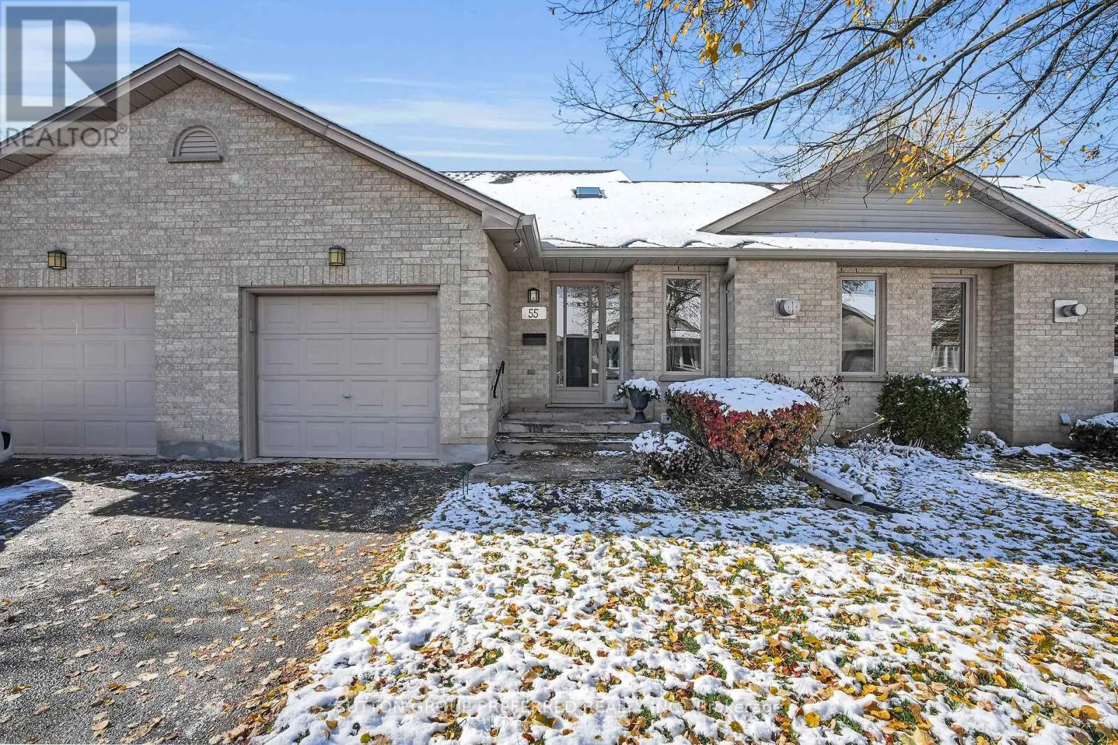 Row / Townhouse for rent: 55 - 99 Edgevalley Road, London East, Ontario N5Y 5N1