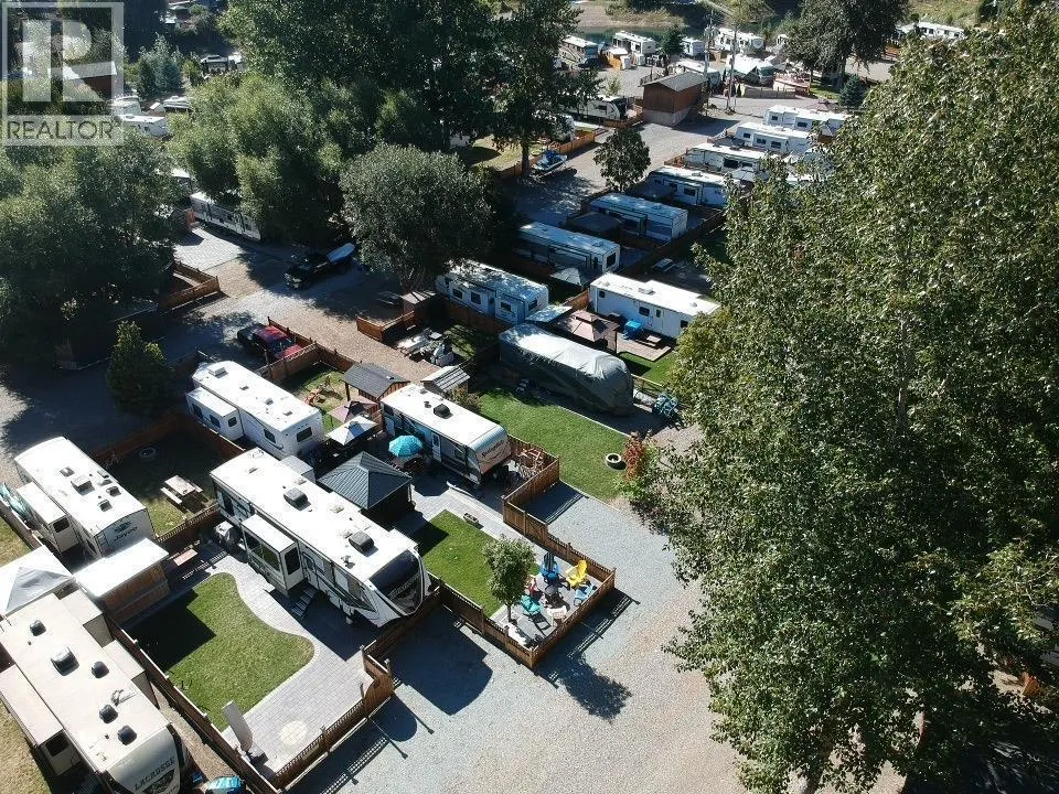 Other for rent: 55 Cottonwood Drive N, Lee Creek, British Columbia V0E 1M4