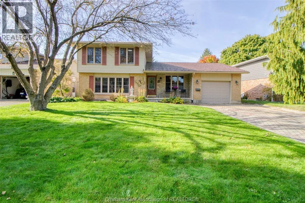 House for rent: 55 Daleview Crescent, Chatham, Ontario N7M 5V9