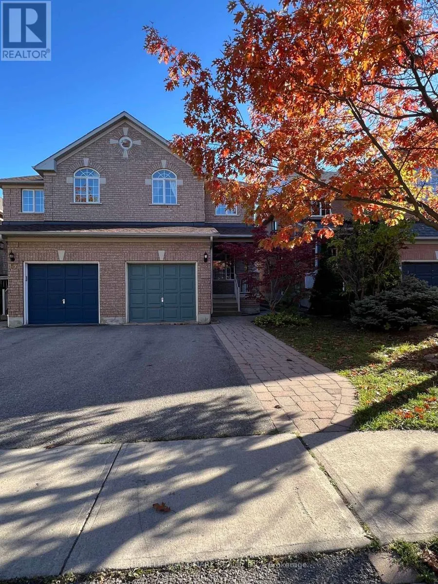 House for rent: 55 Quetico Drive, Richmond Hill, Ontario L4B 4J2