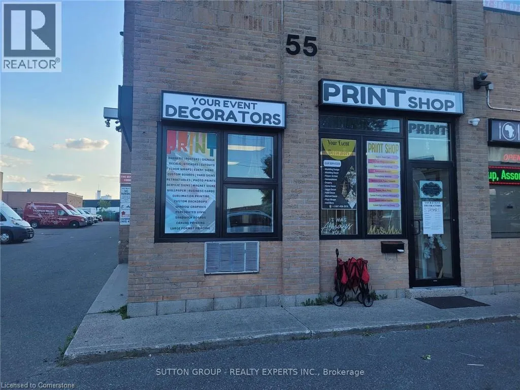 55 Rutherford Road, Brampton, Ontario L6W 3J3