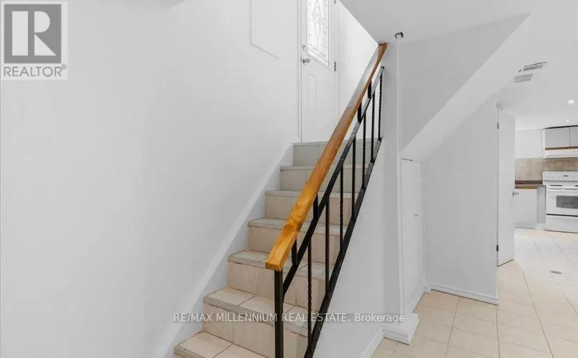 House for rent: 55 Slan Avenue, Toronto, Ontario M1G 3B4