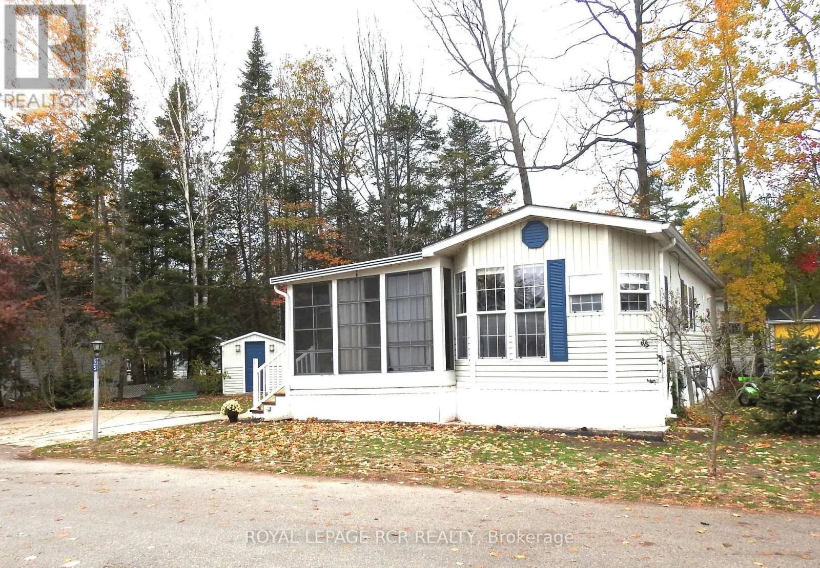 Modular for rent: 55 Topaz Street, Wasaga Beach, Ontario L9Z 1X7