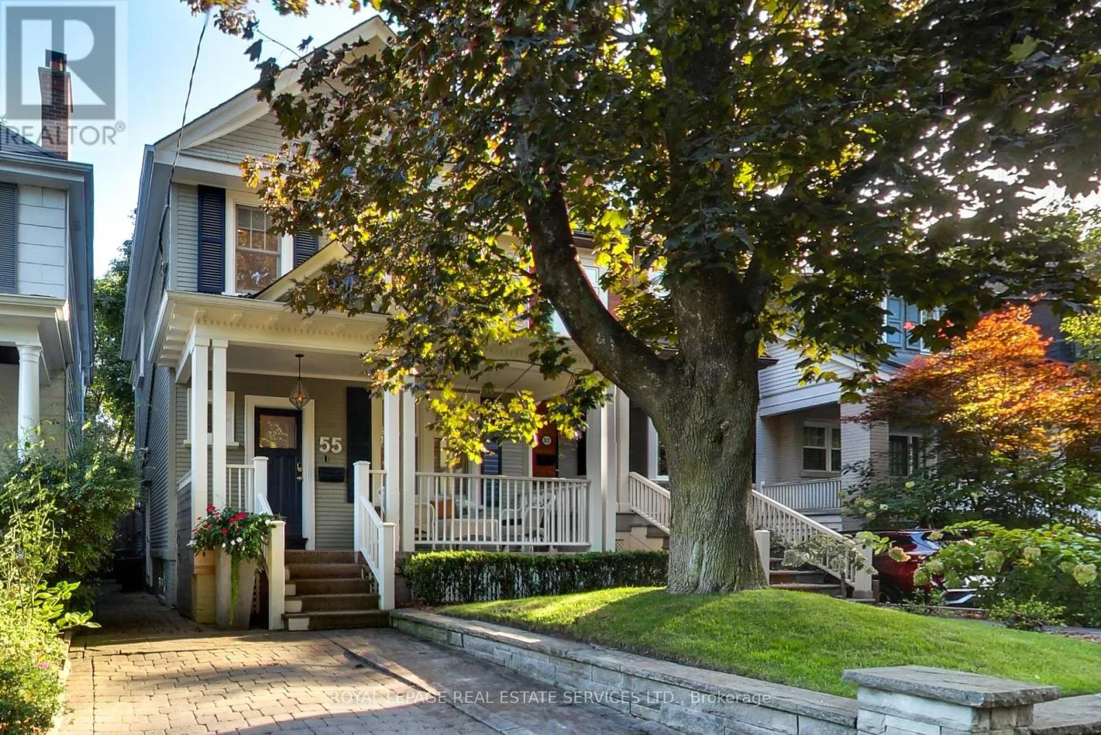 House for rent: 55 Walmsley Boulevard, Toronto, Ontario M4V 1X7