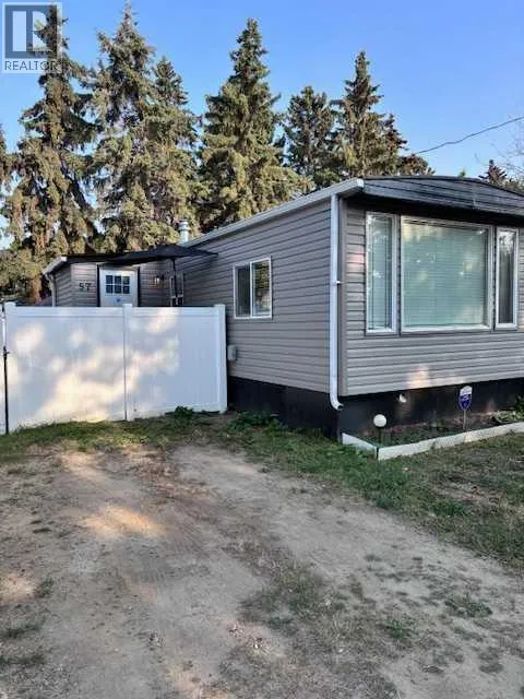 Mobile Home for rent: 5500 Womacks Road #57, Blackfalds, Alberta T0M 0J0
