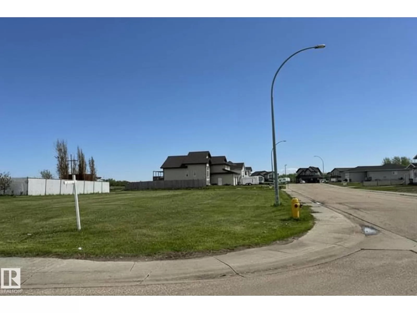 No Building for rent: 5503 43 St, Lamont, Alberta T0B 2R0