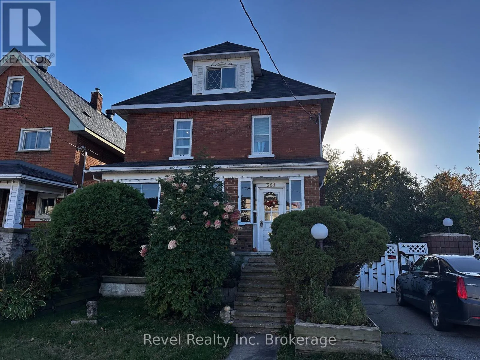 House for rent: 551 First Avenue E, North Bay, Ontario P1B 1K5