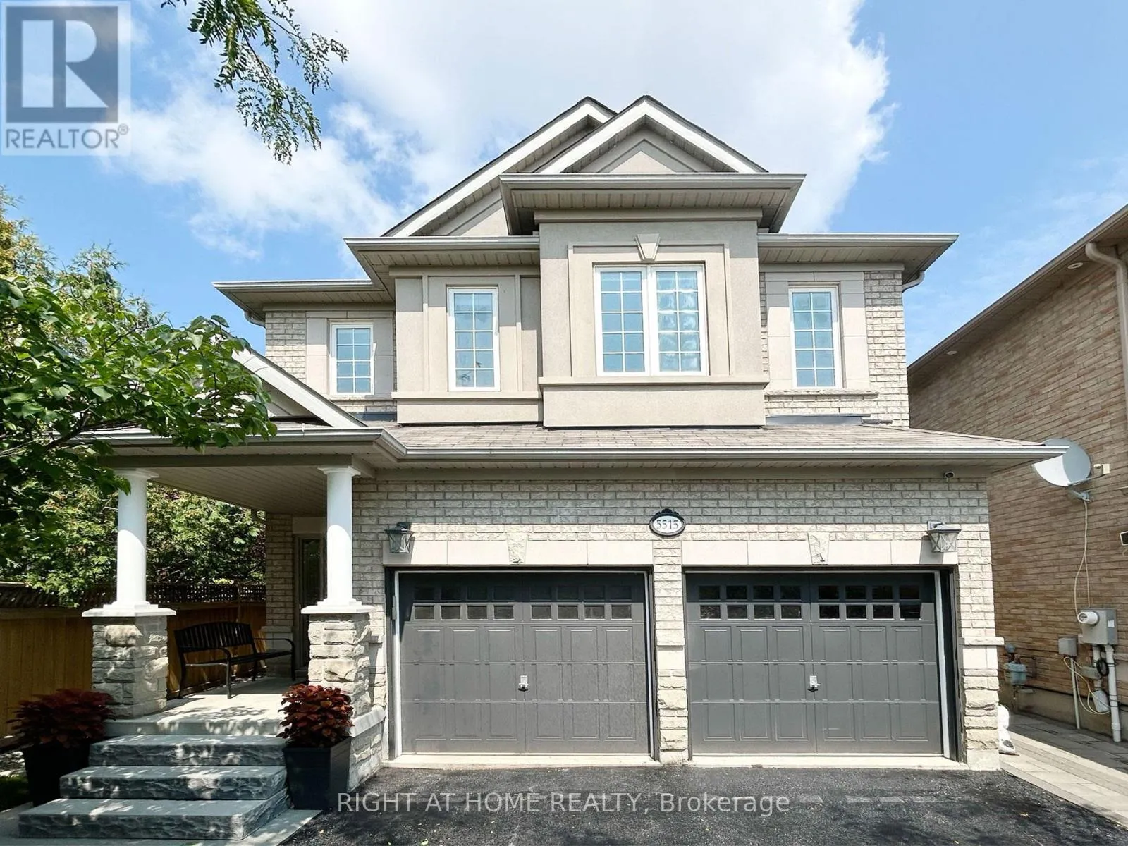 House for rent: 5515 Doctor Peddle Crescent, Mississauga, Ontario L5M 0K6