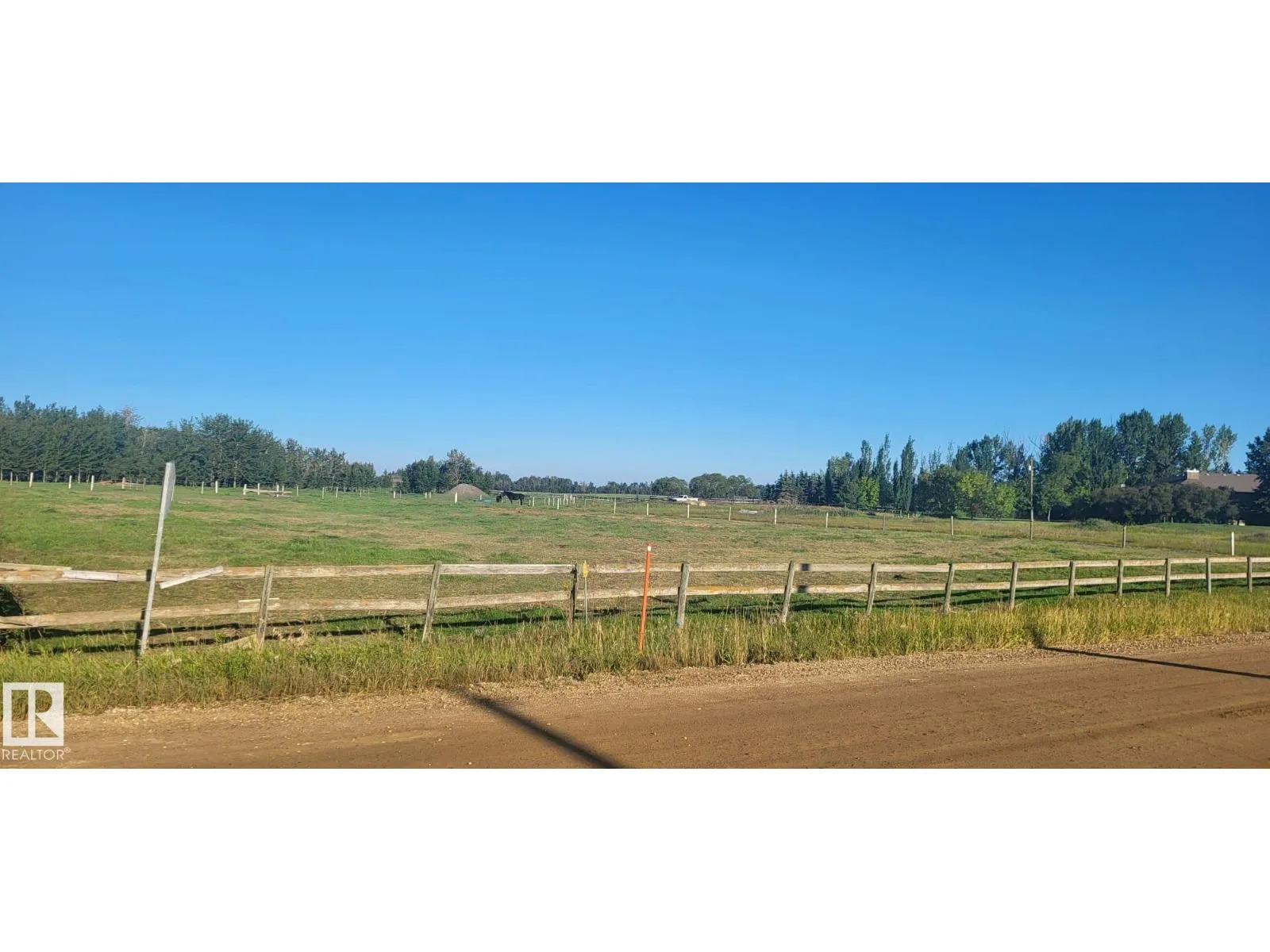 No Building for rent: 55202 Rr 230, Rural Sturgeon County, Alberta T8L 2N9