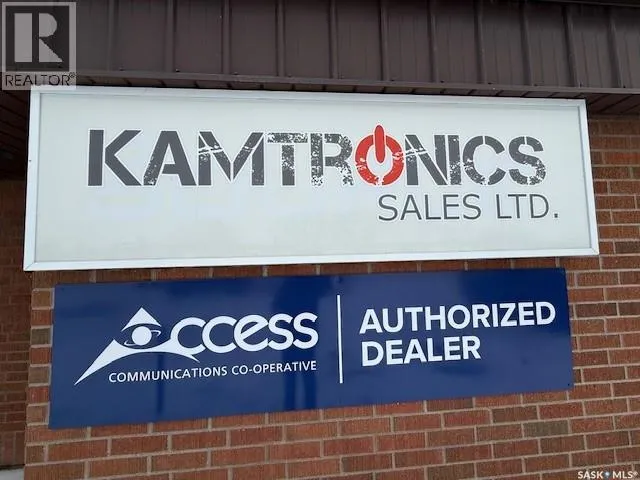 Retail for rent: 555 Nykolaishen Drive, Kamsack, Saskatchewan S0A 1S0