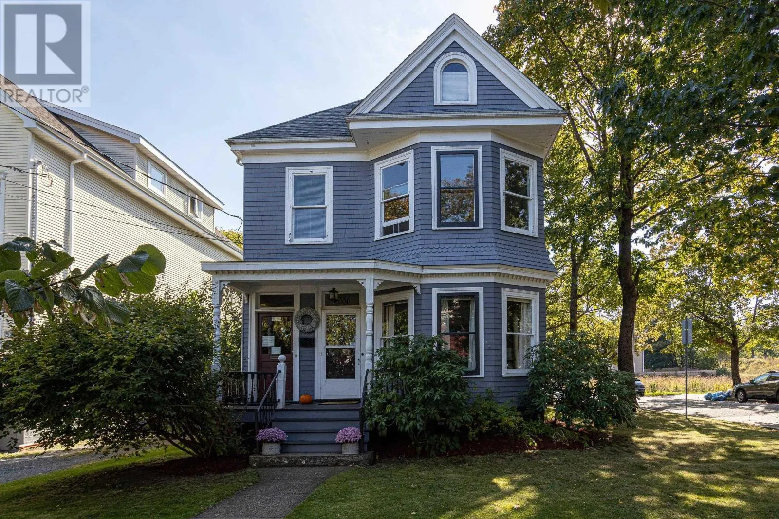 Triplex for rent: 5554- 5556 Atlantic Street, Halifax, Nova Scotia B3H 1G4