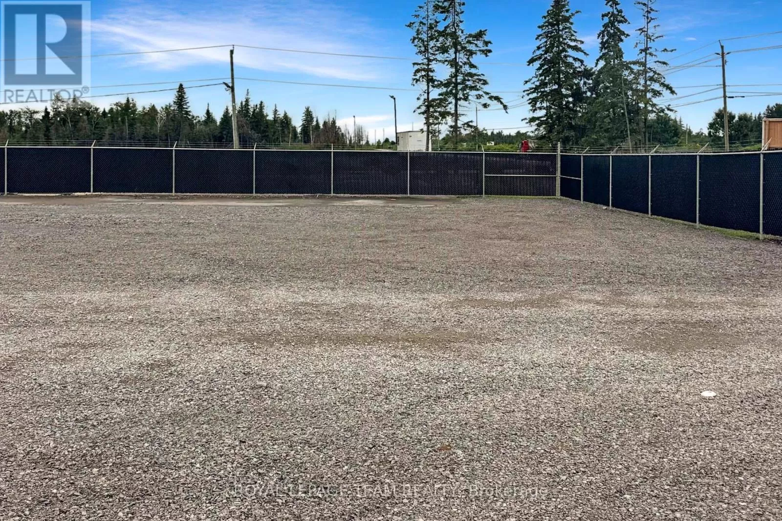 557 Jinkinson Road, Ottawa, Ontario K2S 1B9