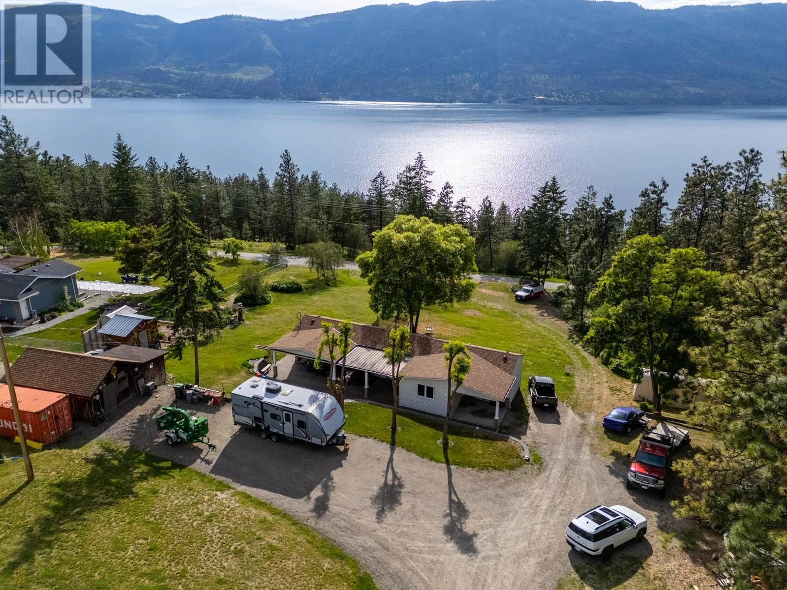 House for rent: 5574 Stubbs Road, Lake Country, British Columbia V4V 1N1