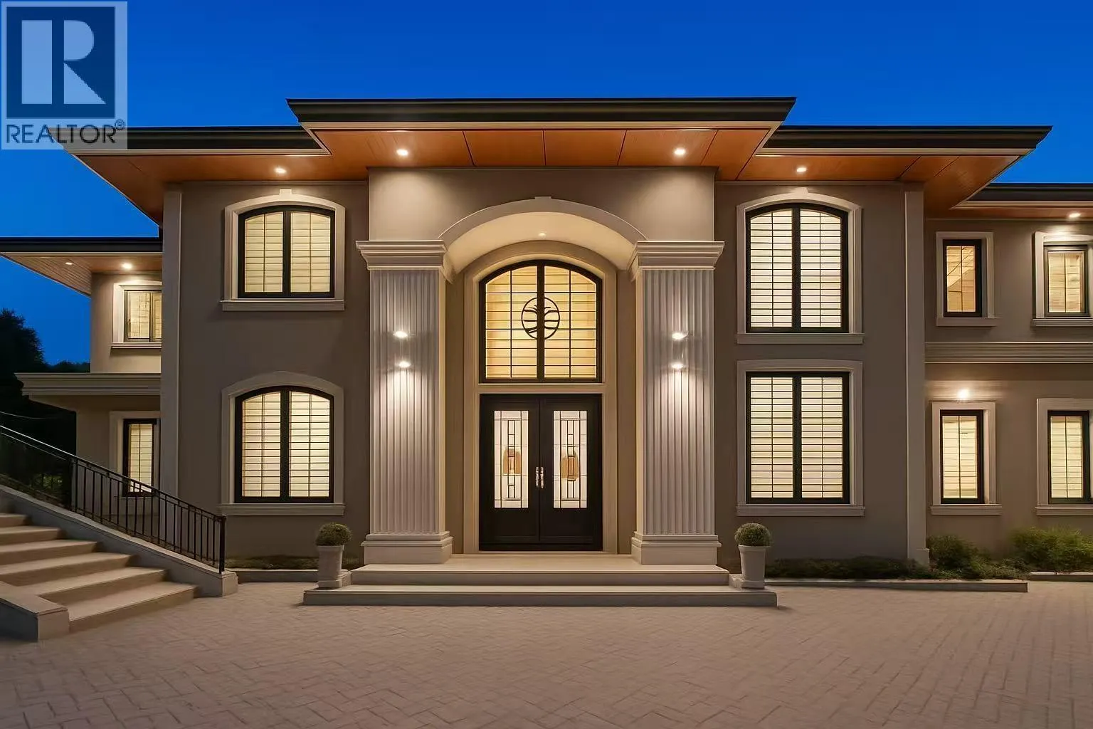 House for rent: 558 Glenross Road, West Vancouver, British Columbia V7S 1L5