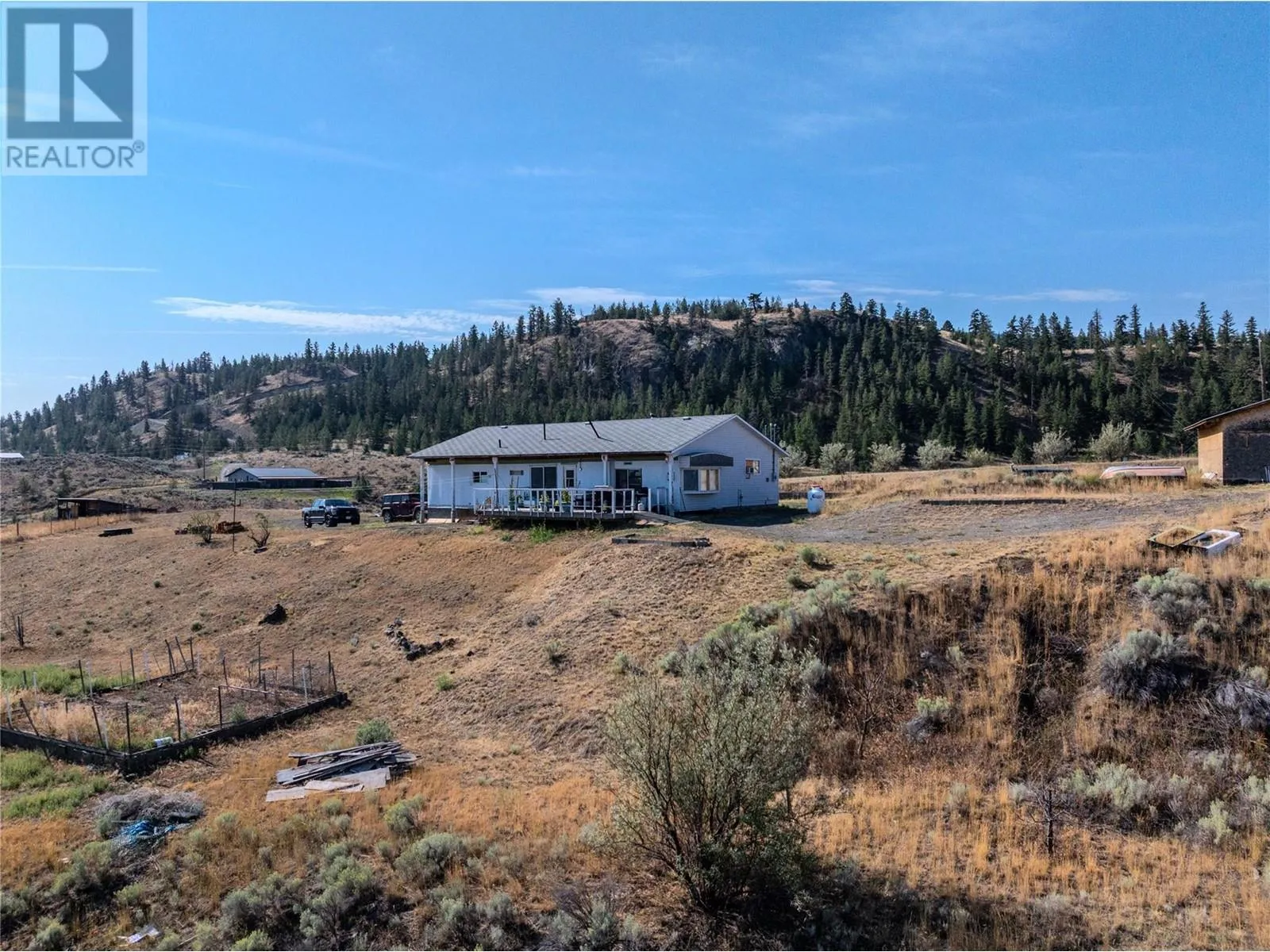 House for rent: 5589 Beaton Road, Kamloops, British Columbia V1S 2A4