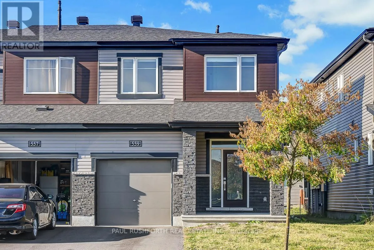 Row / Townhouse for rent: 559 Decoeur Drive, Ottawa, Ontario K4A 5G7