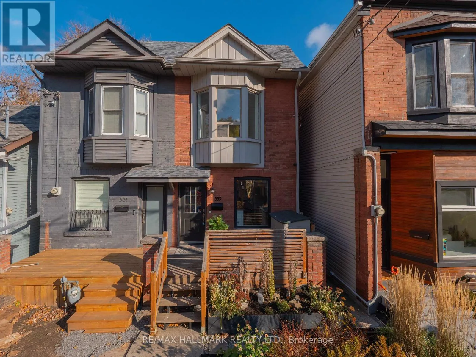 House for rent: 559 Logan Avenue, Toronto, Ontario M4K 3B6