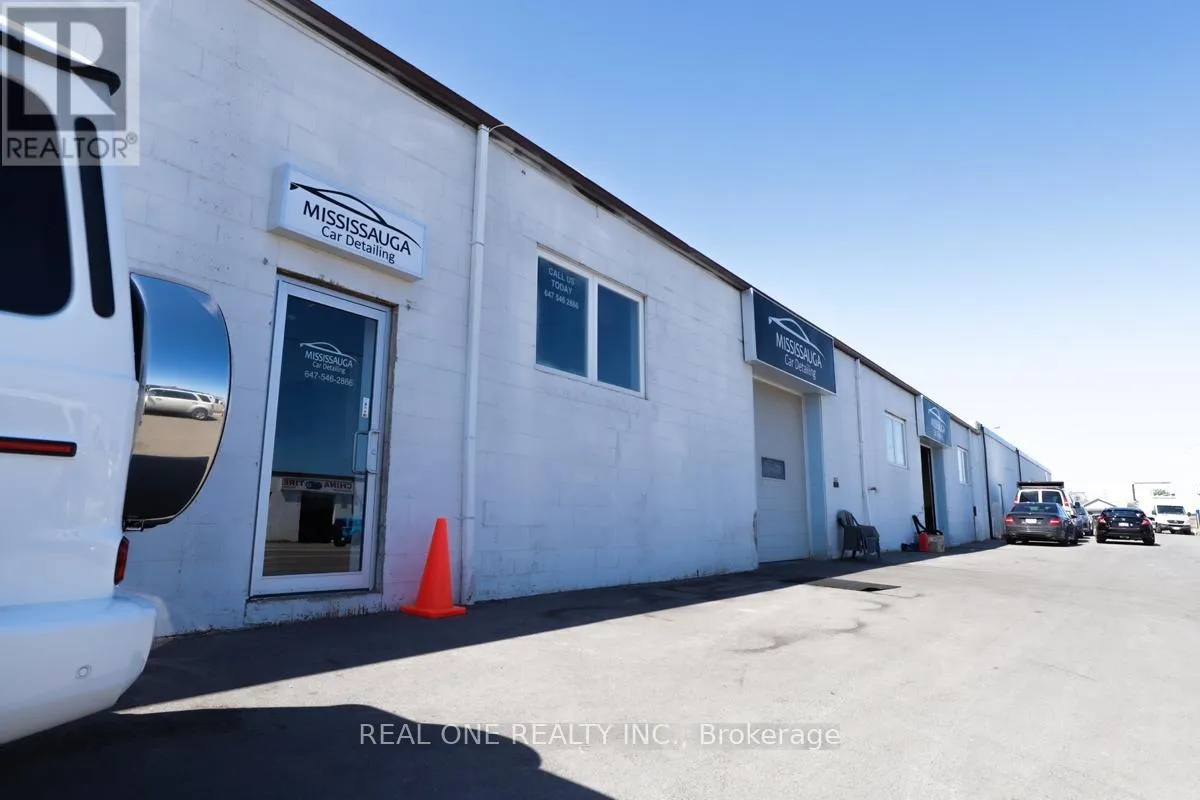 Multi-Tenant Industrial for rent: 5&6 - 3455 Wolfedale Road, Mississauga, Ontario L5C 1V8