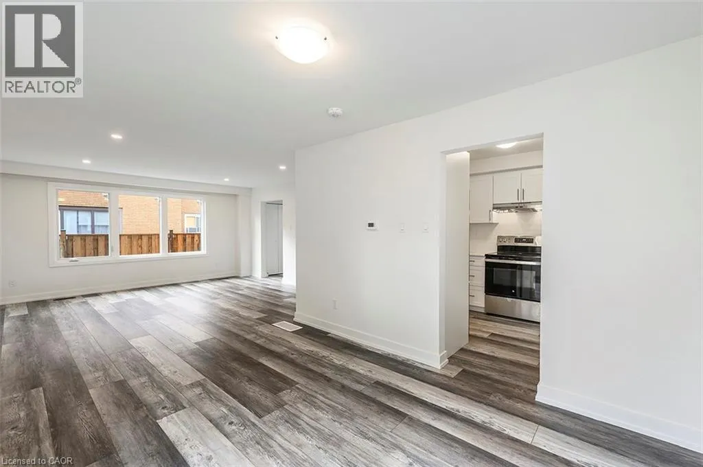 Row / Townhouse for rent: 56 & 58 Delawana Drive, Hamilton, Ontario L8E 1G4