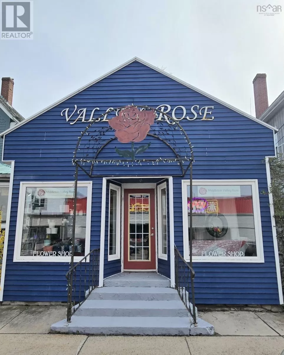 56 Commercial Street, Middleton, Nova Scotia B0S 1P0