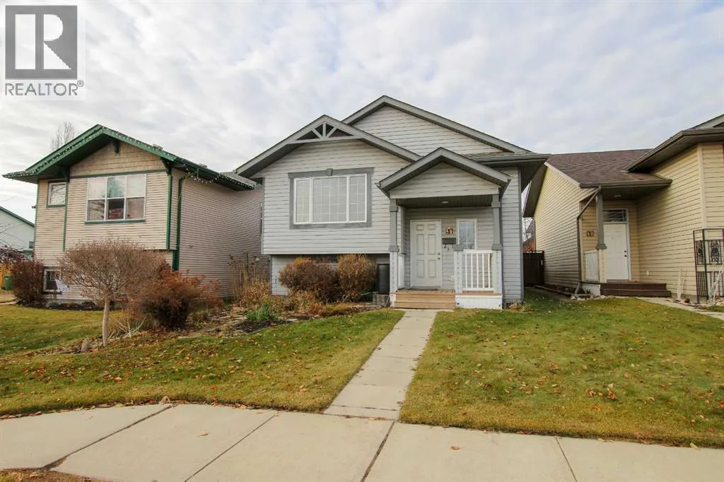 House for rent: 56 Kentwood Drive, Red Deer, Alberta T4N 3Y6