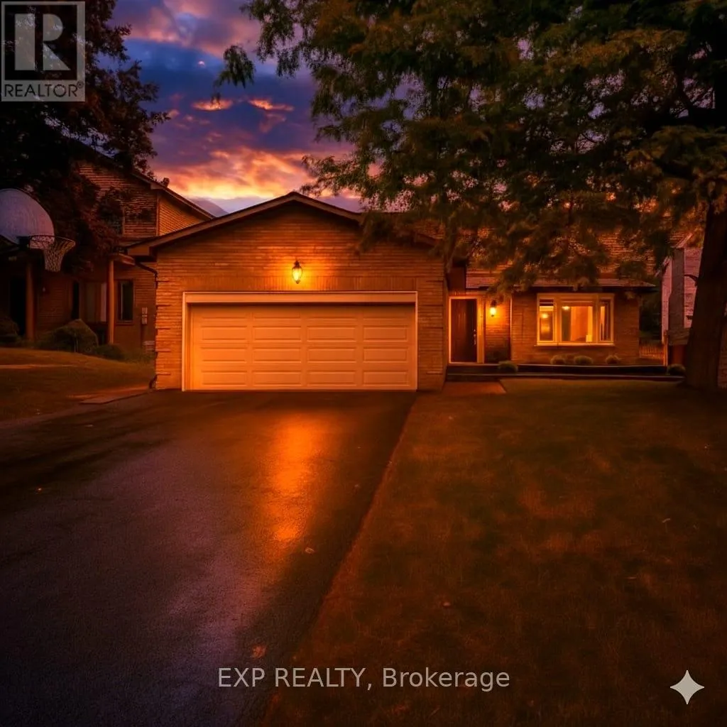 House for rent: 56 Manning Crescent, Newmarket, Ontario L3Y 6H4