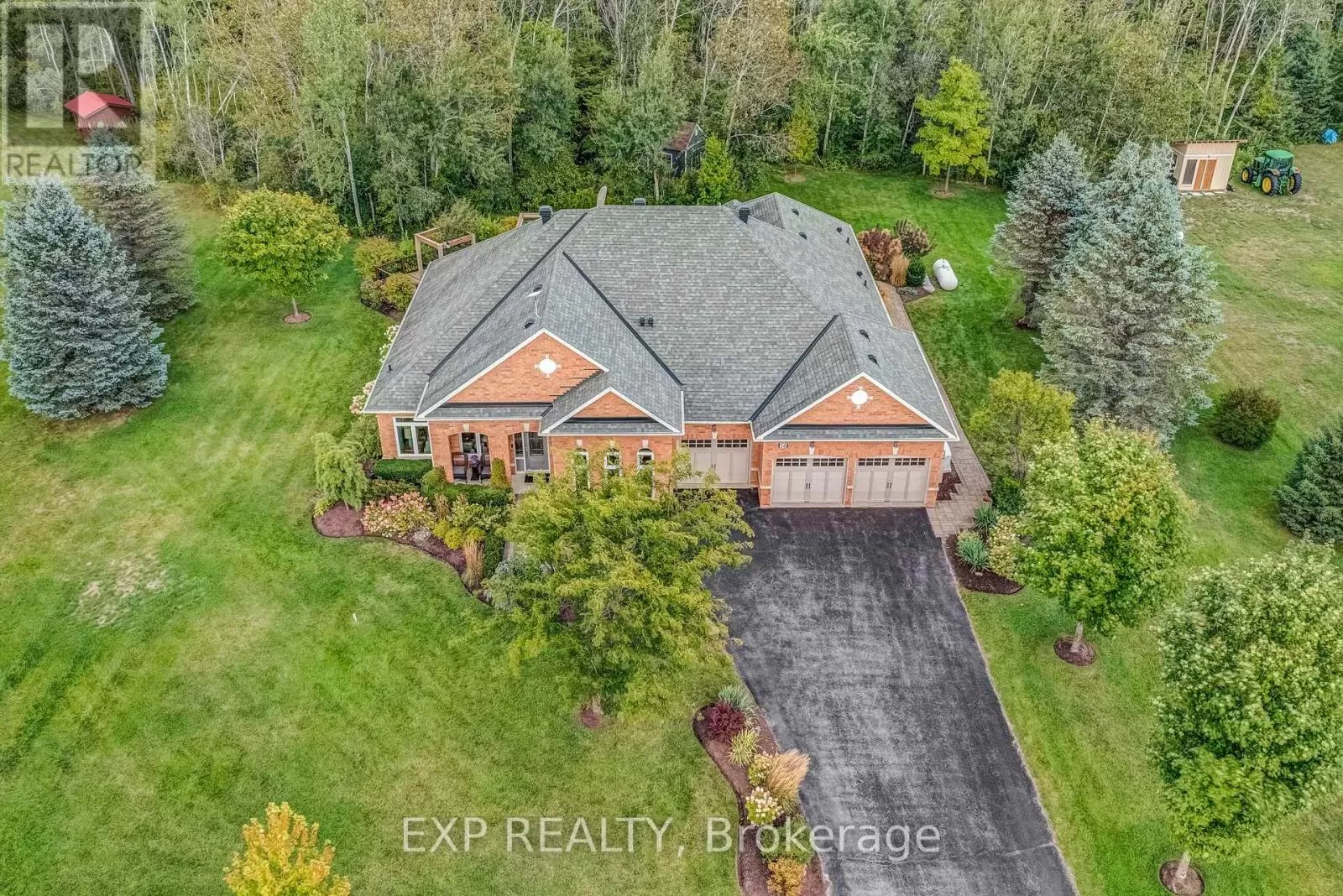 House for rent: 56 Manor Ridge Trail, East Gwillimbury, Ontario L0G 1M0