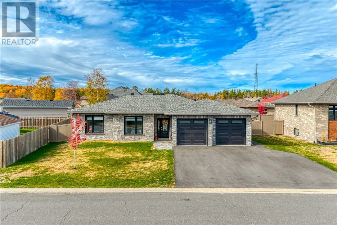 House for rent: 56 Oak Street, Capreol, Ontario P0M 1H0