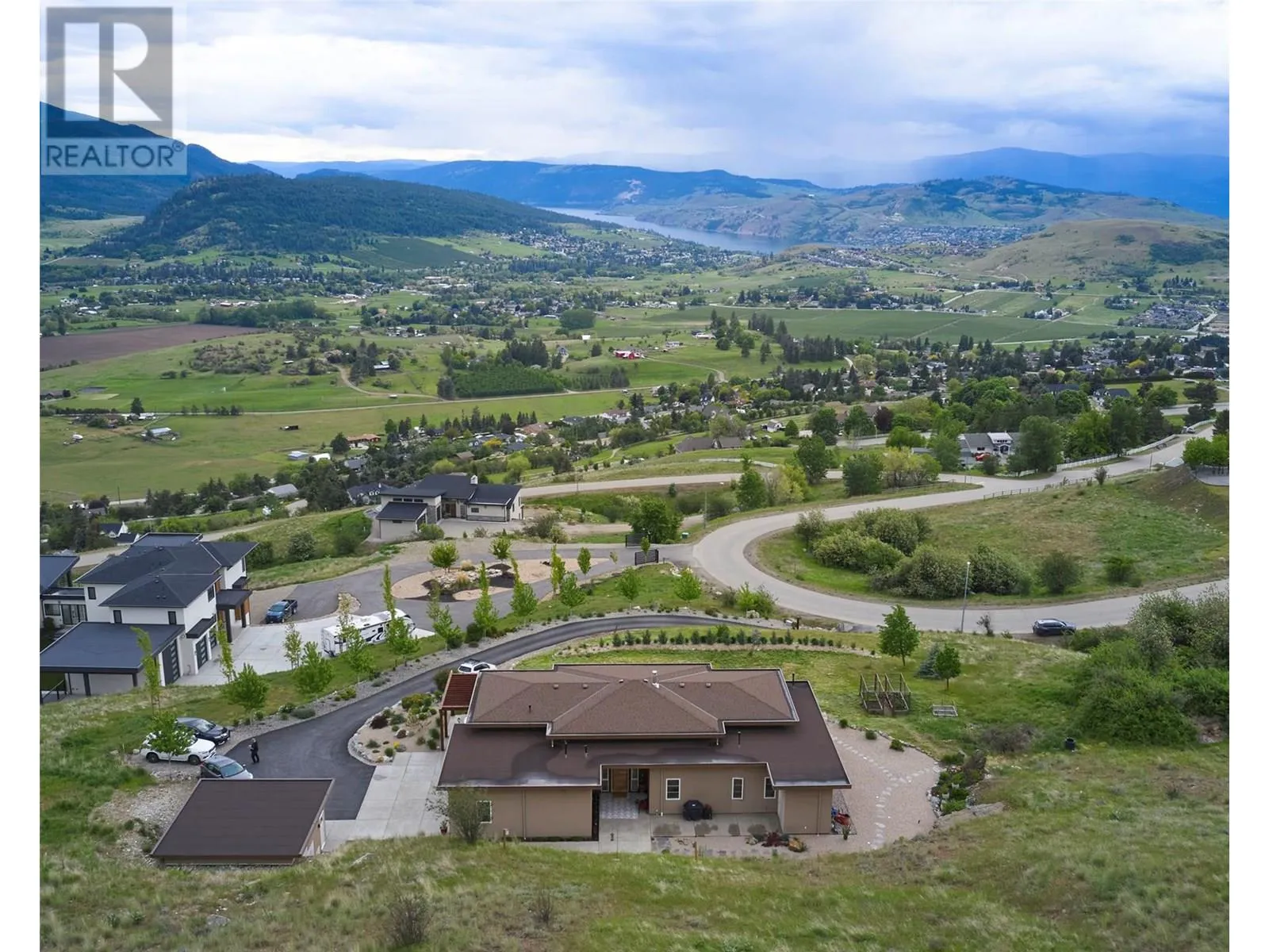 House for rent: 56 Ravine Drive, Coldstream, British Columbia V1B 4C9