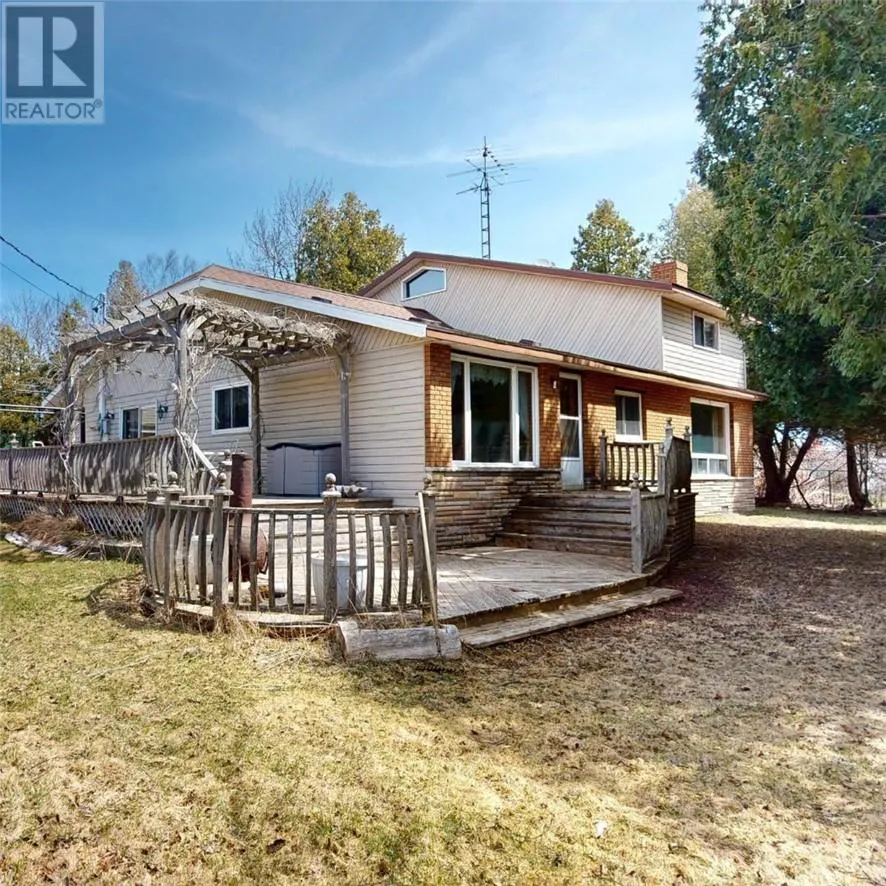 House for rent: 56 Water Street, South Bay Mouth, Ontario P0P 1Z0