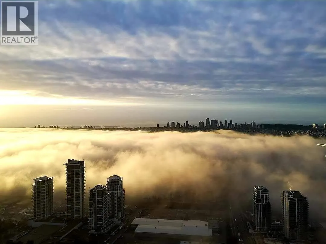 Apartment for rent: 5606 4510 Halifax Way, Burnaby, British Columbia V5C 0K4