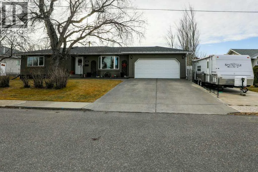 House for rent: 562 27 Street, Fort Macleod, Alberta T0L 0Z0