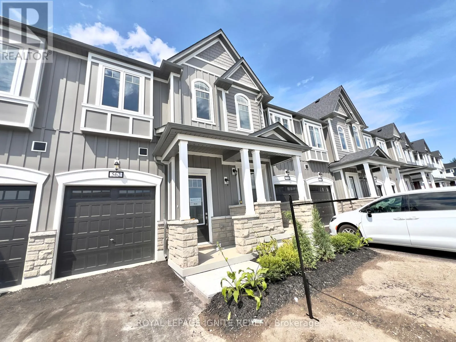 Row / Townhouse for rent: 562 Hudson Crescent, Midland, Ontario L4R 0J1