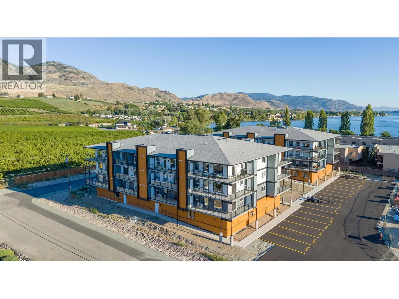 Apartment for rent: 5620 51st Street Unit# 404, Osoyoos, British Columbia V0H 1V6