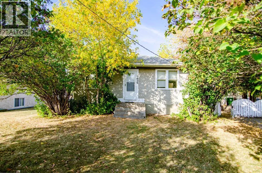 House for rent: 5626 42 Street, Red Deer, Alberta T4N 1C1