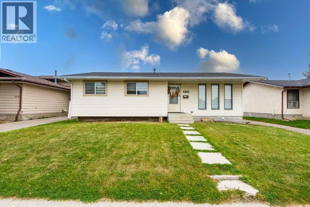 House for rent: 5640 Temple Drive Ne, Calgary, Alberta T1Y 3Z7