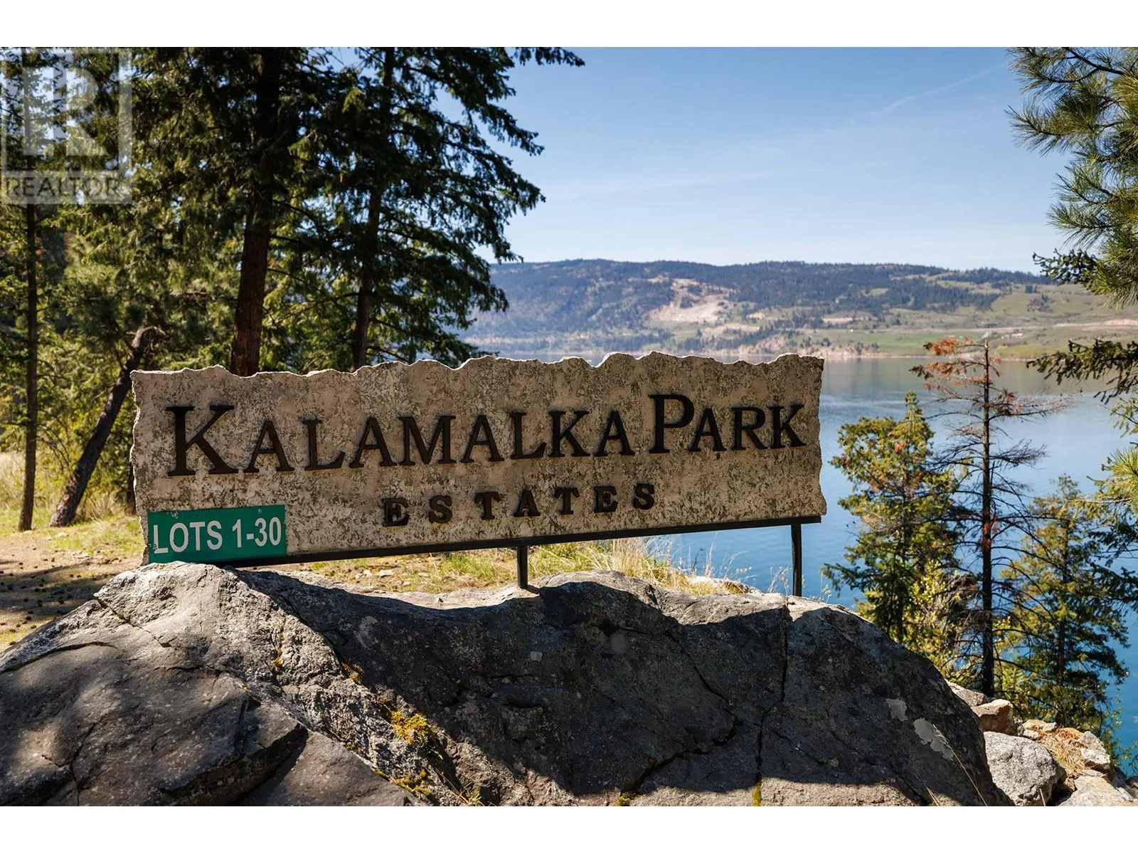 Other for rent: 5649 Cosens Bay Road Unit# 17 Lot# 17, Coldstream, British Columbia V1B 1N8