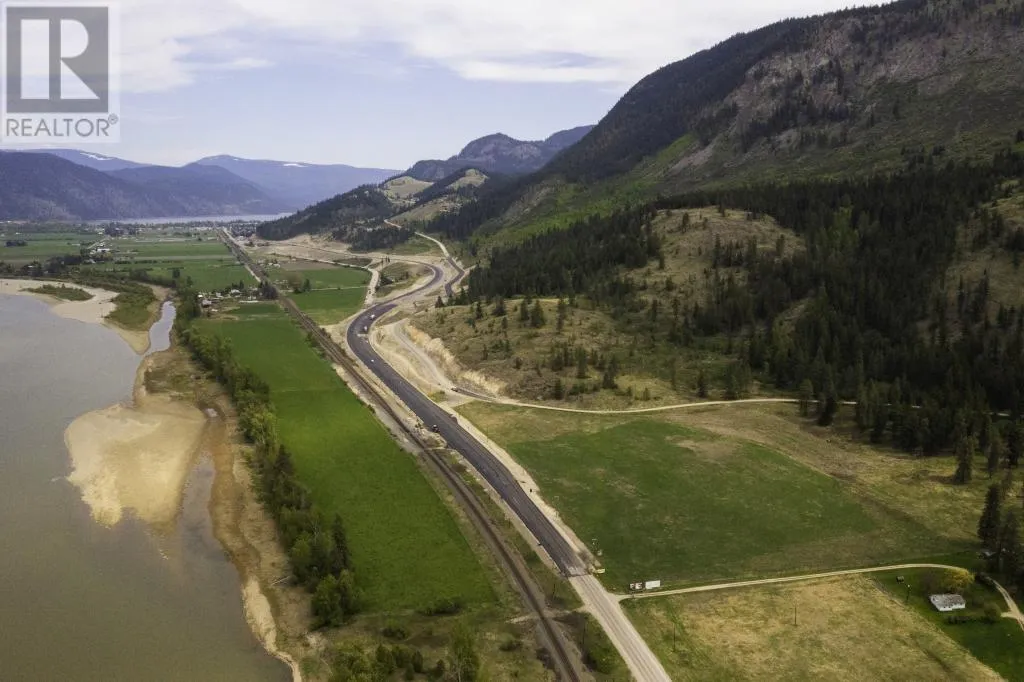 Other for rent: 5649 Vla Road, Chase, British Columbia V0E 1M1