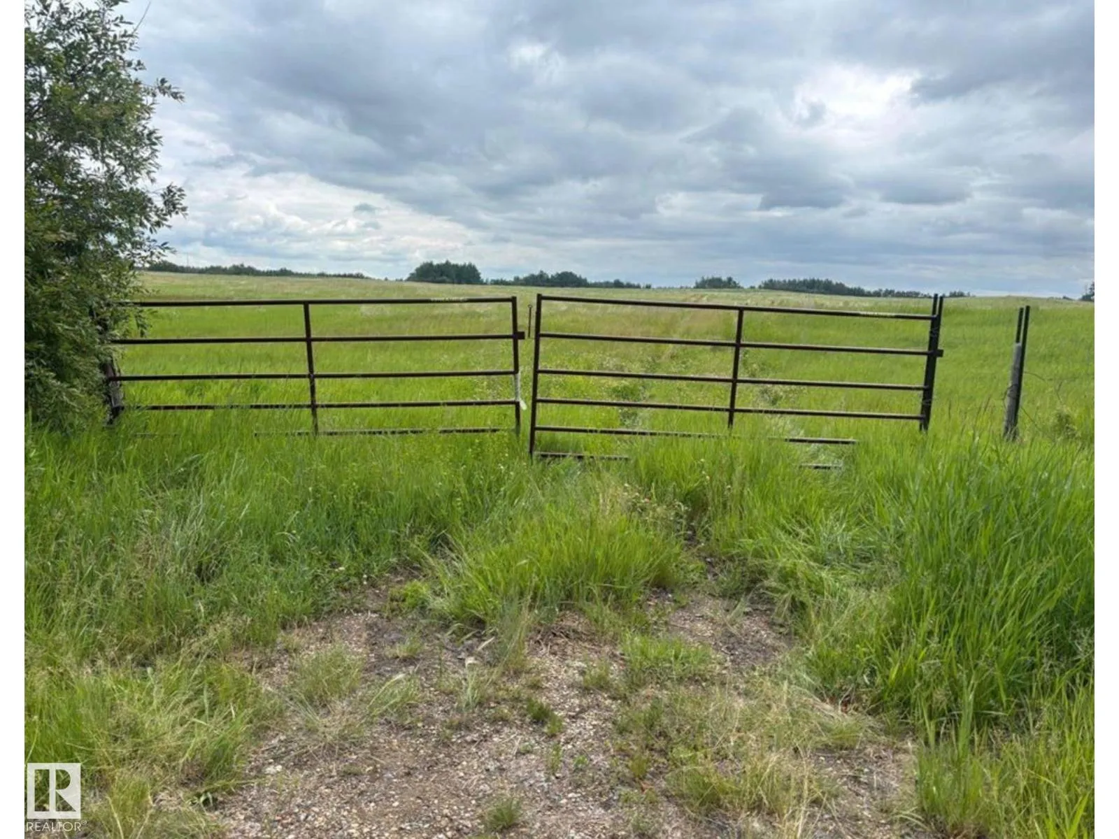 No Building for rent: 56529 Rge Road 34, Rural Lac Ste. Anne County, Alberta T0E 1A0