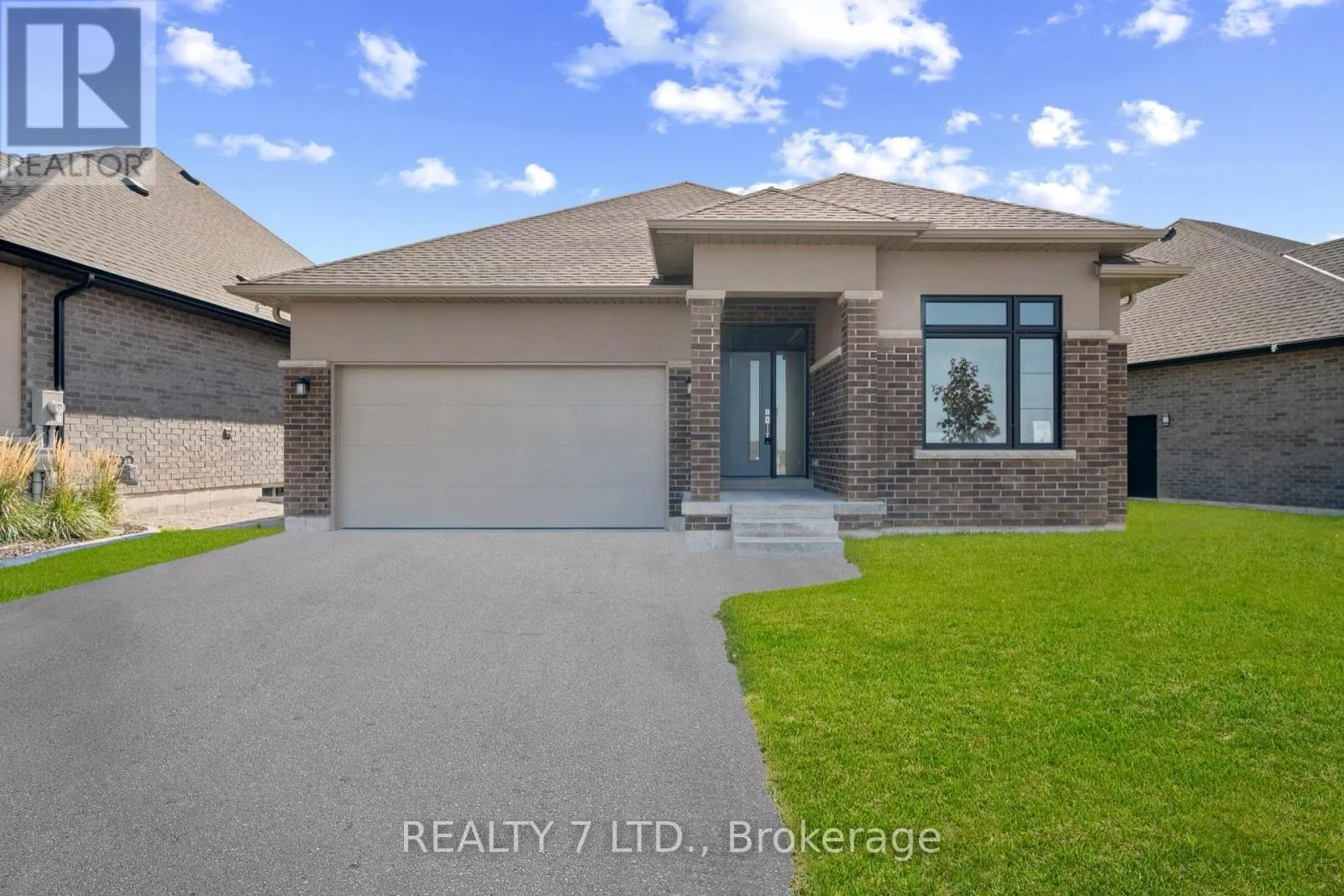 House for rent: 566 Old Course Trail, Welland, Ontario L3B 6G8