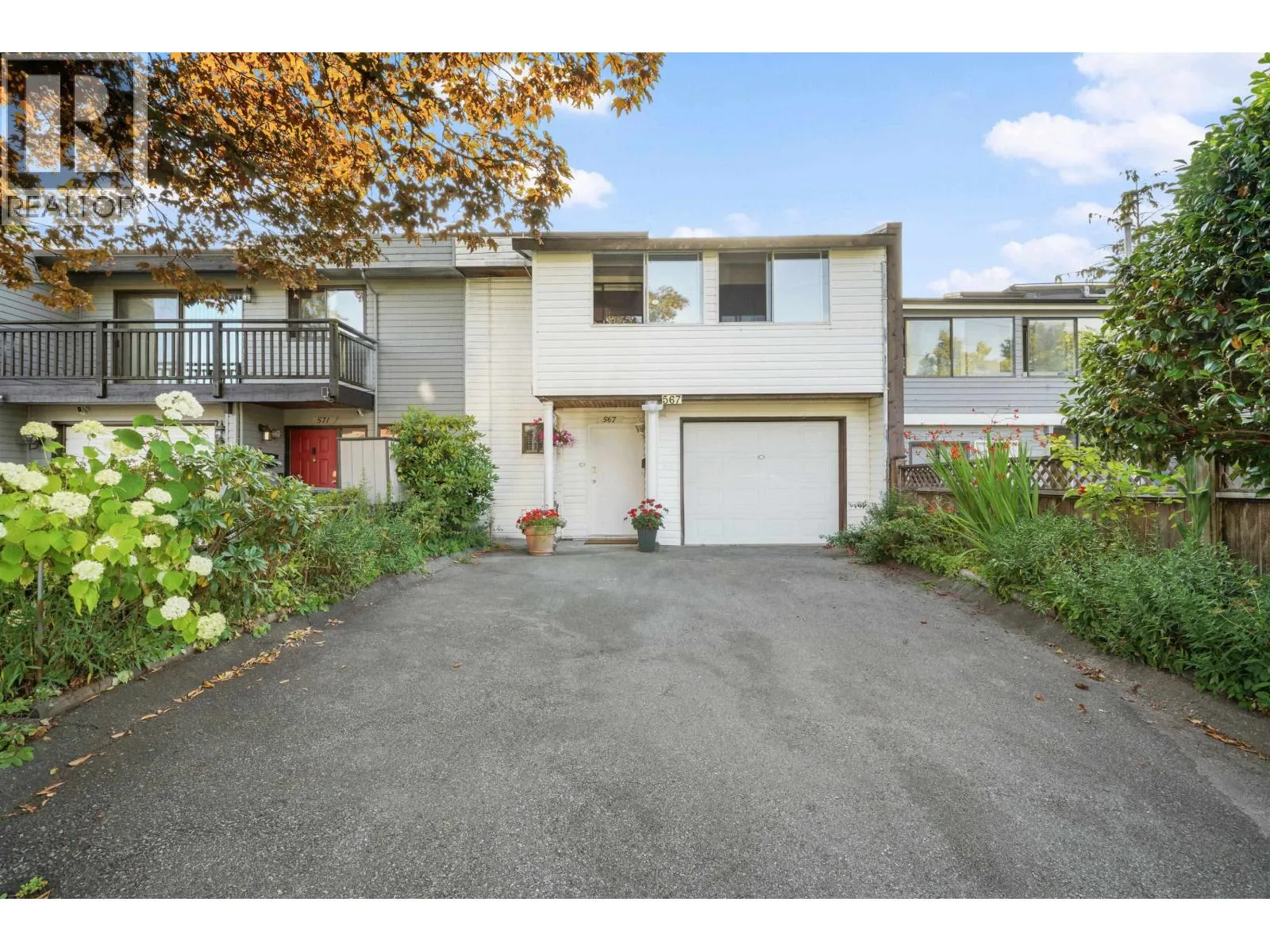 567 Clare Avenue, Burnaby, British Columbia V5B 4L3