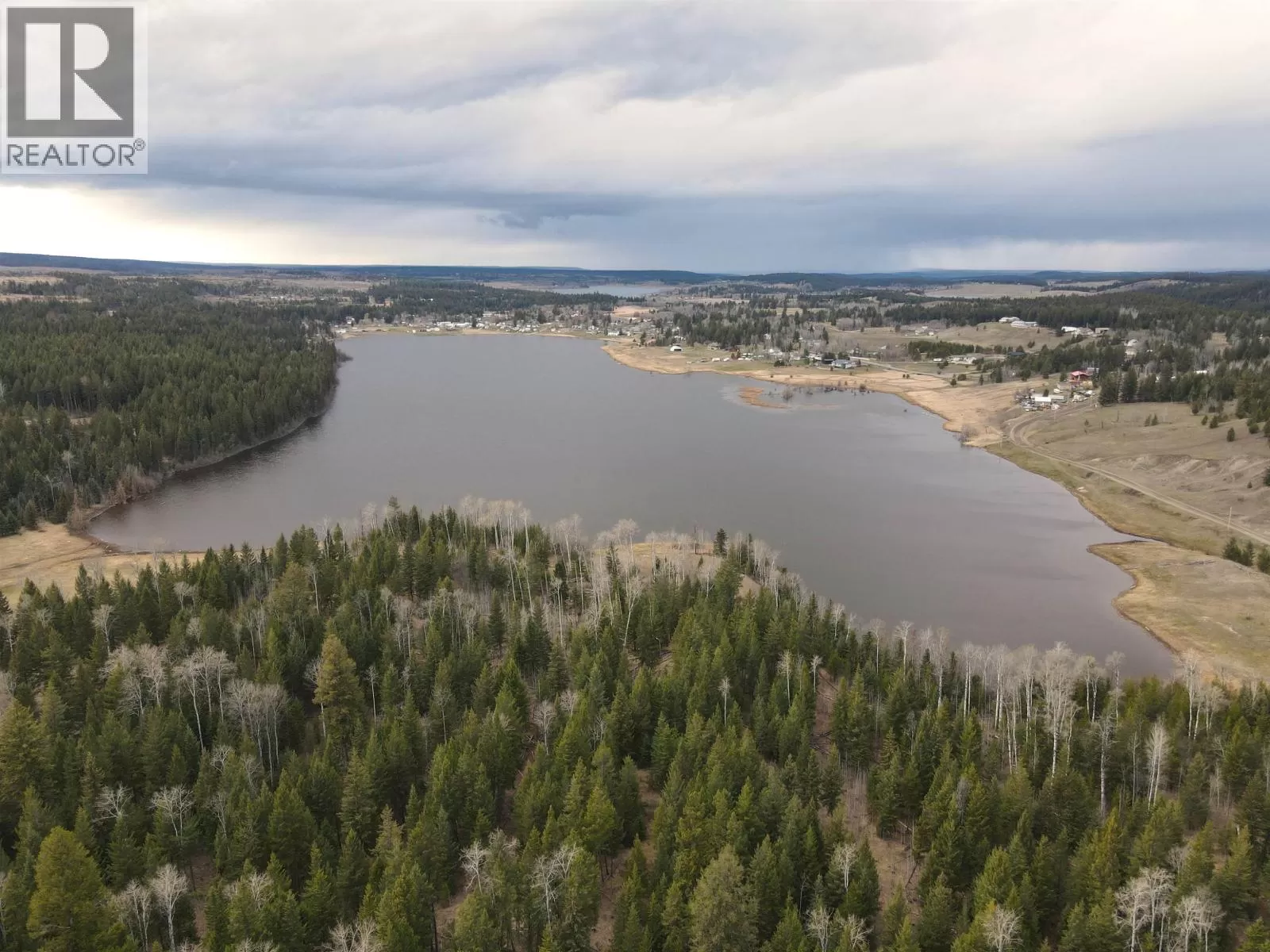 5684 103 Mile Lake Road, 103 Mile House, British Columbia V0K 2E0