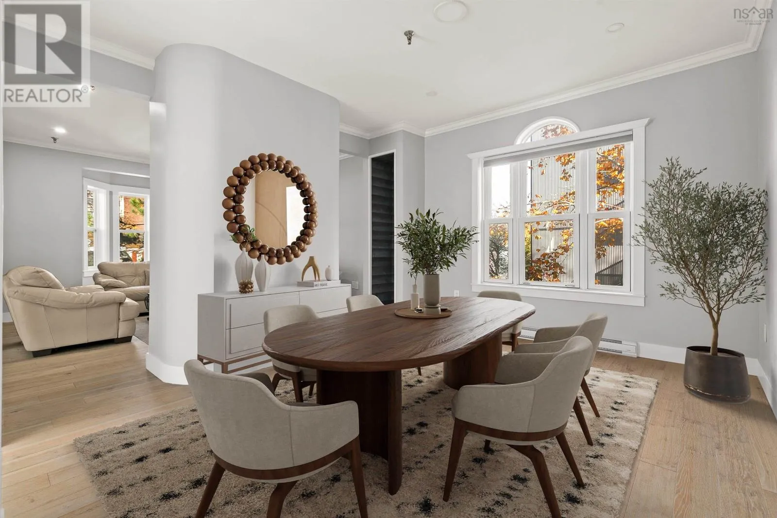 Apartment for rent: 5686 Victoria Road, Halifax, Nova Scotia B3H 1M8