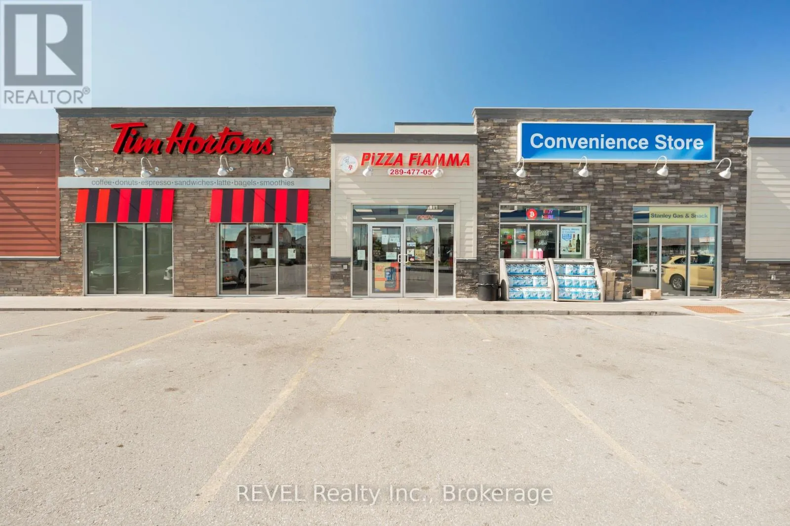 5687 Stanley Avenue, Niagara Falls, Ontario L2G 3X6