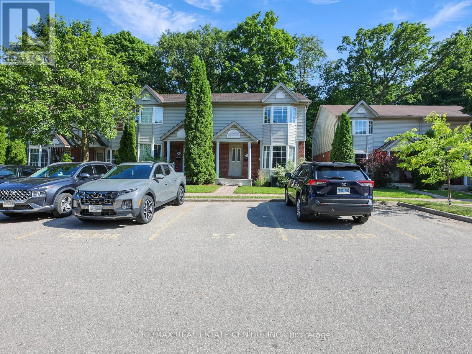 Row / Townhouse for rent: 57 - 235 Saginaw Parkway, Cambridge, Ontario N1T 1X4