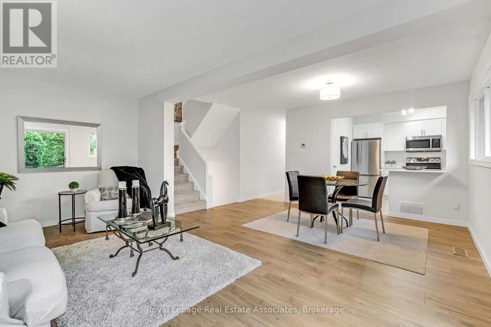 Row / Townhouse for rent: 57 - 2605 Woodchester Drive, Mississauga, Ontario L5K 2E3