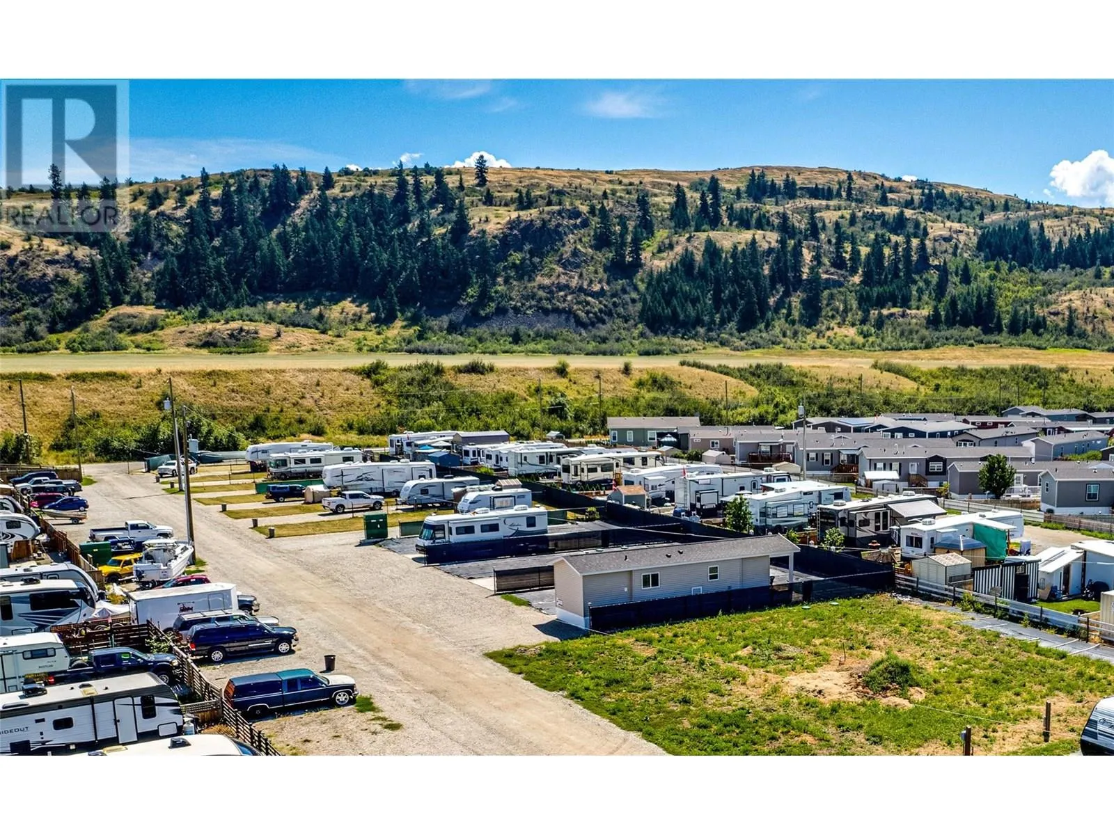 Park Model Mobile Home for rent: 57 Antoine Road Unit# 9, Vernon, British Columbia V1H 2A3