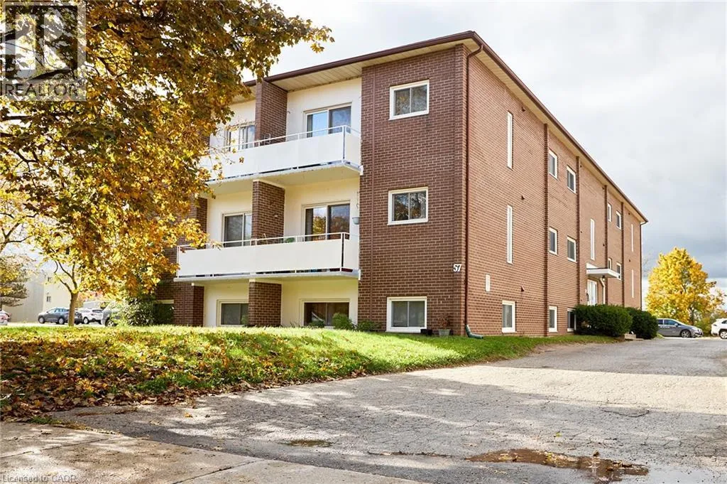 Apartment for rent: 57 Conroy Crescent Unit# 204, Guelph, Ontario N1G 2V5