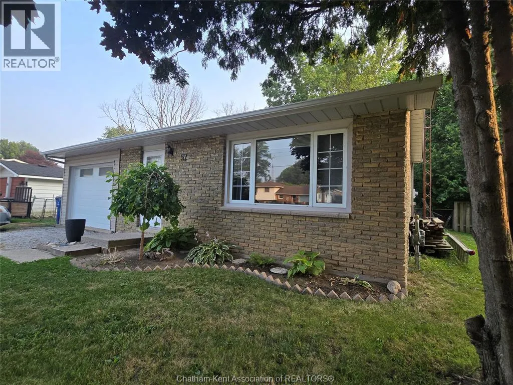 57 Lisgar Street, Ridgetown, Ontario N0P 2C0